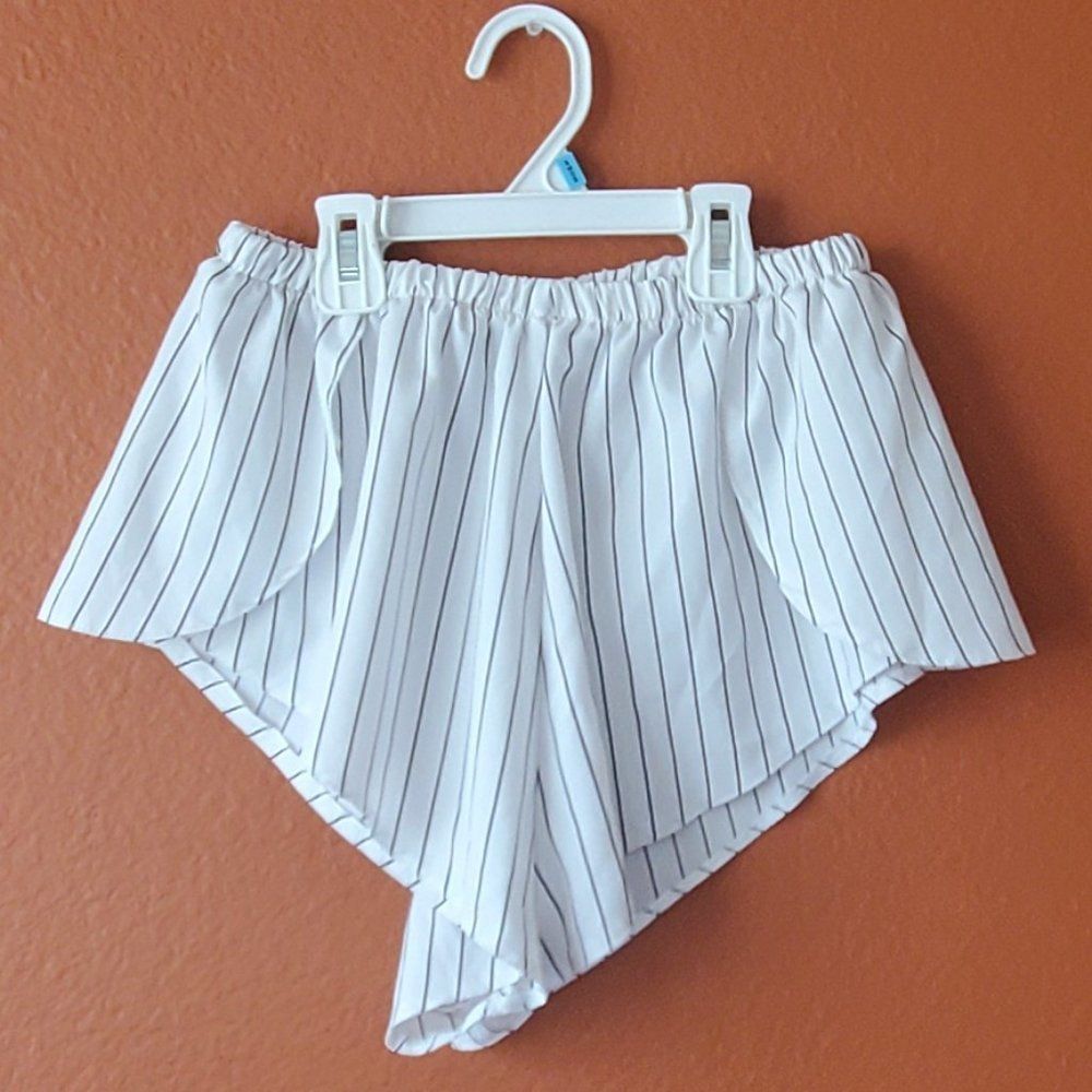 White and Black Misguided Shorts